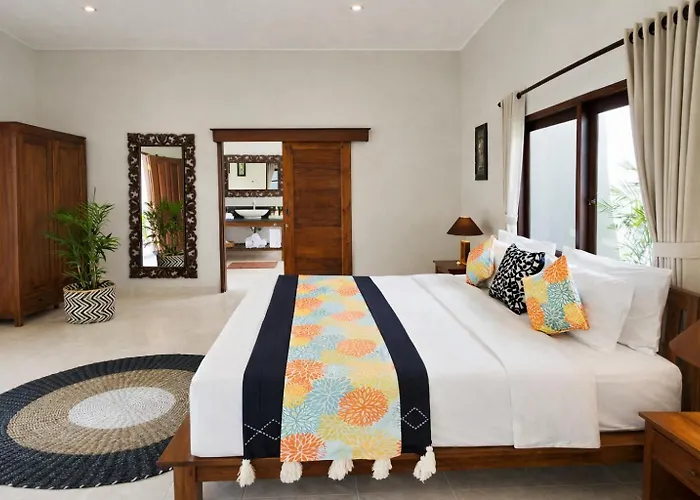 Villa Amaluna Iii 2br Private Pool Near Center *